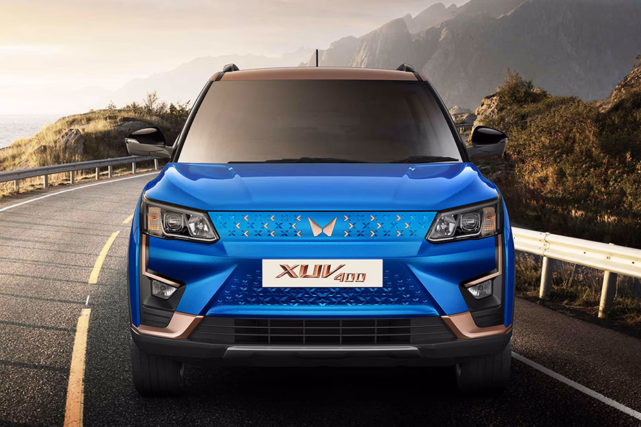 Mahindra XUV400 EV - Photo 2