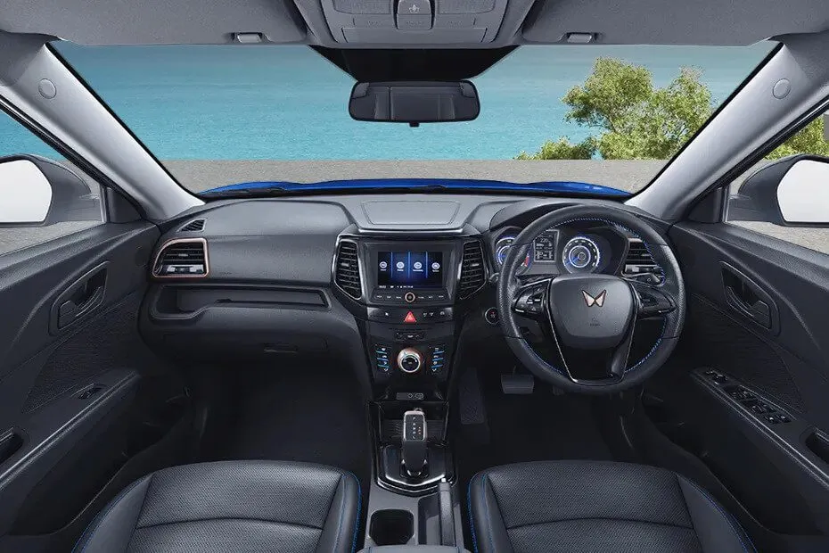 Mahindra XUV400 EV - Photo 7