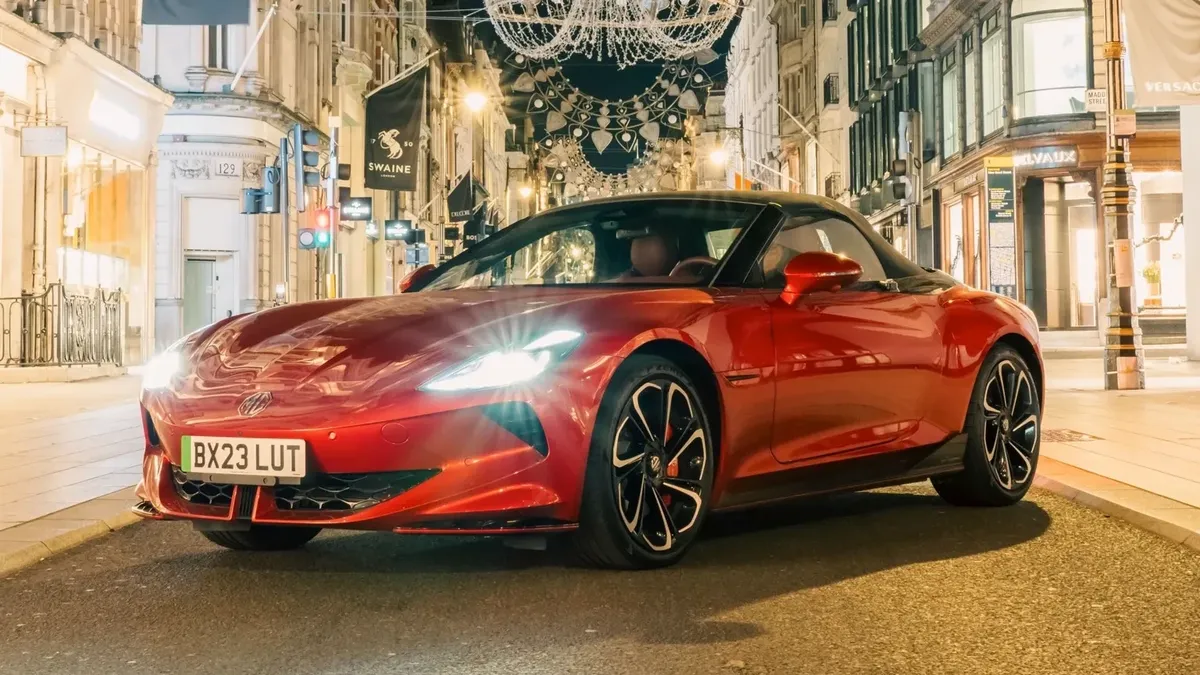 MG Cyberster Ev - Photo 9