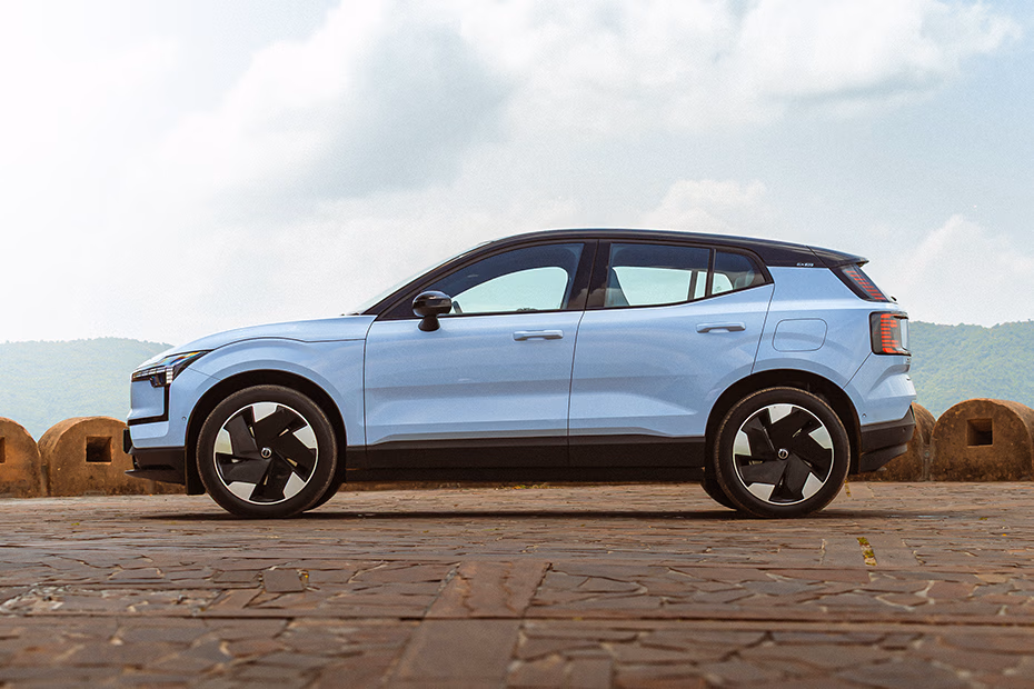 Volvo EX30 - Photo 7