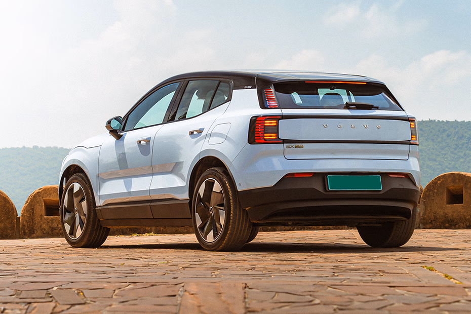 Volvo EX30 - Photo 8