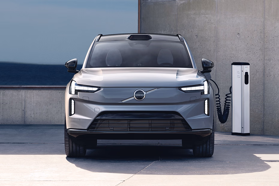 Volvo EX90 - Photo 2
