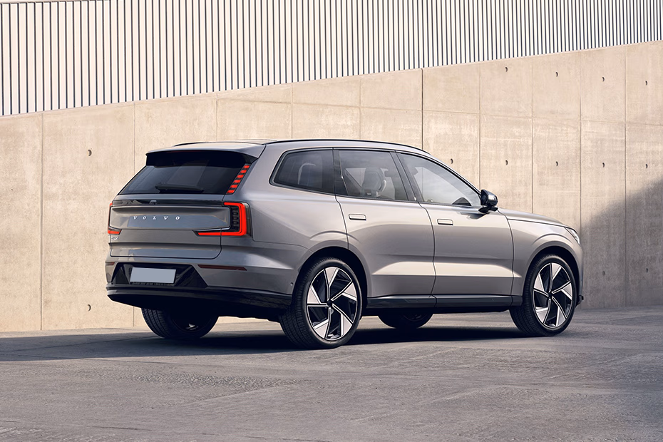 Volvo EX90 - Photo 6